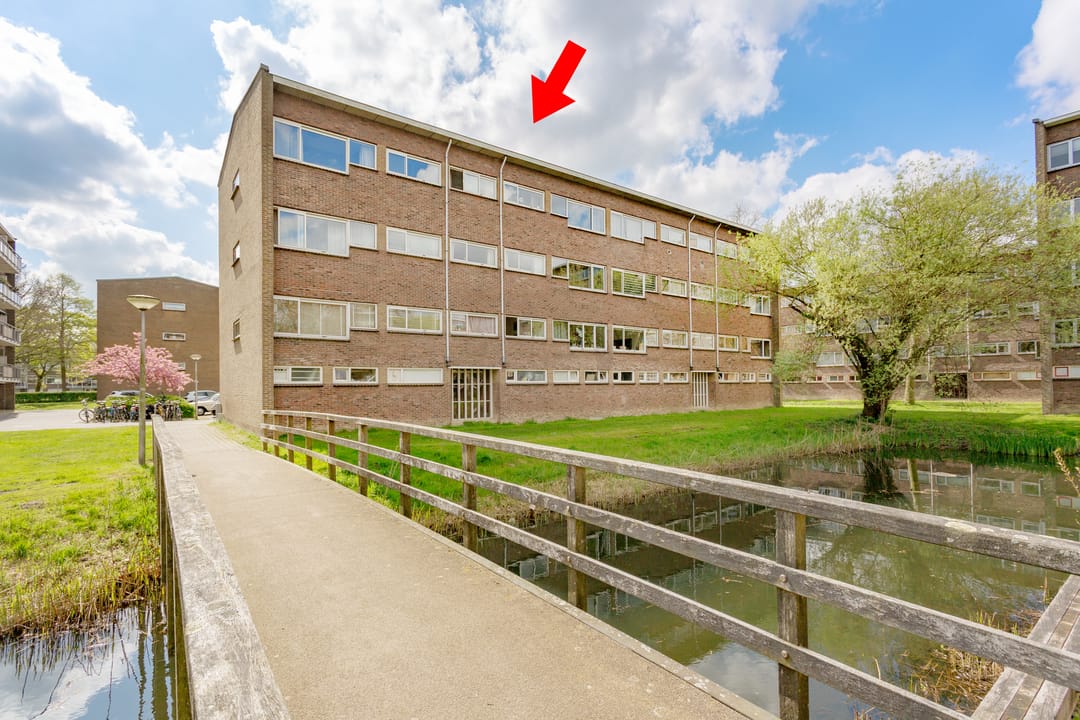 Turn-key 4-room apartment with south-facing balcony and garage in Diemen — 26