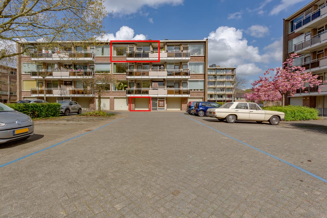 Turn-key 4-room apartment with south-facing balcony and garage in Diemen — 23
