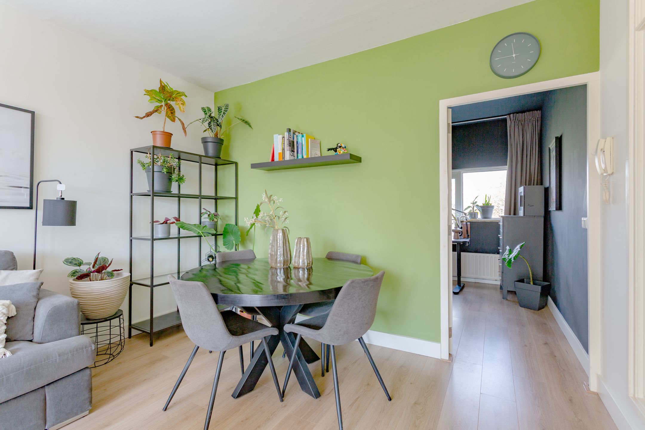Turn-key 4-room apartment with south-facing balcony and garage in Diemen — 15