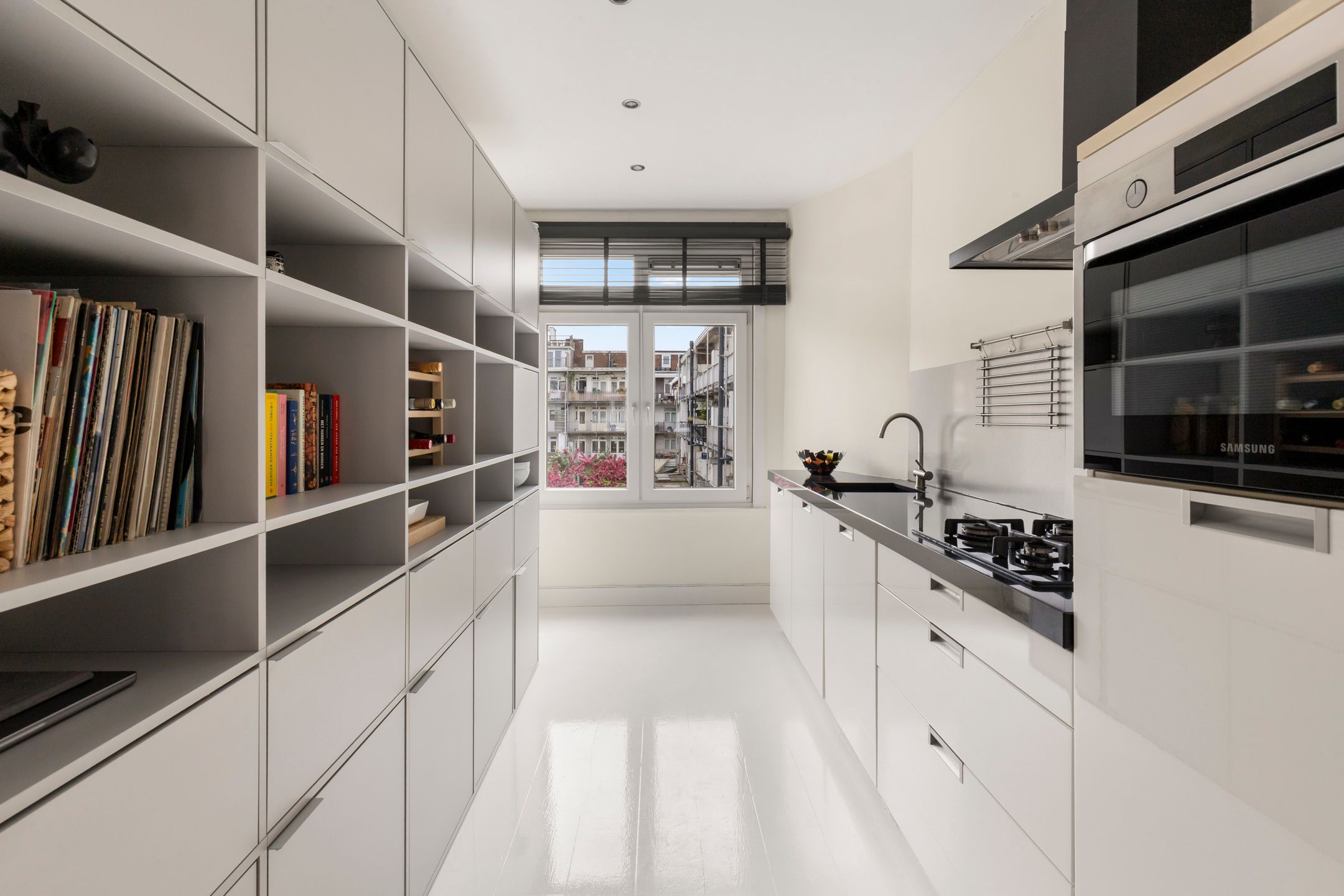Photo 9 of Filips van Almondestraat 27-2