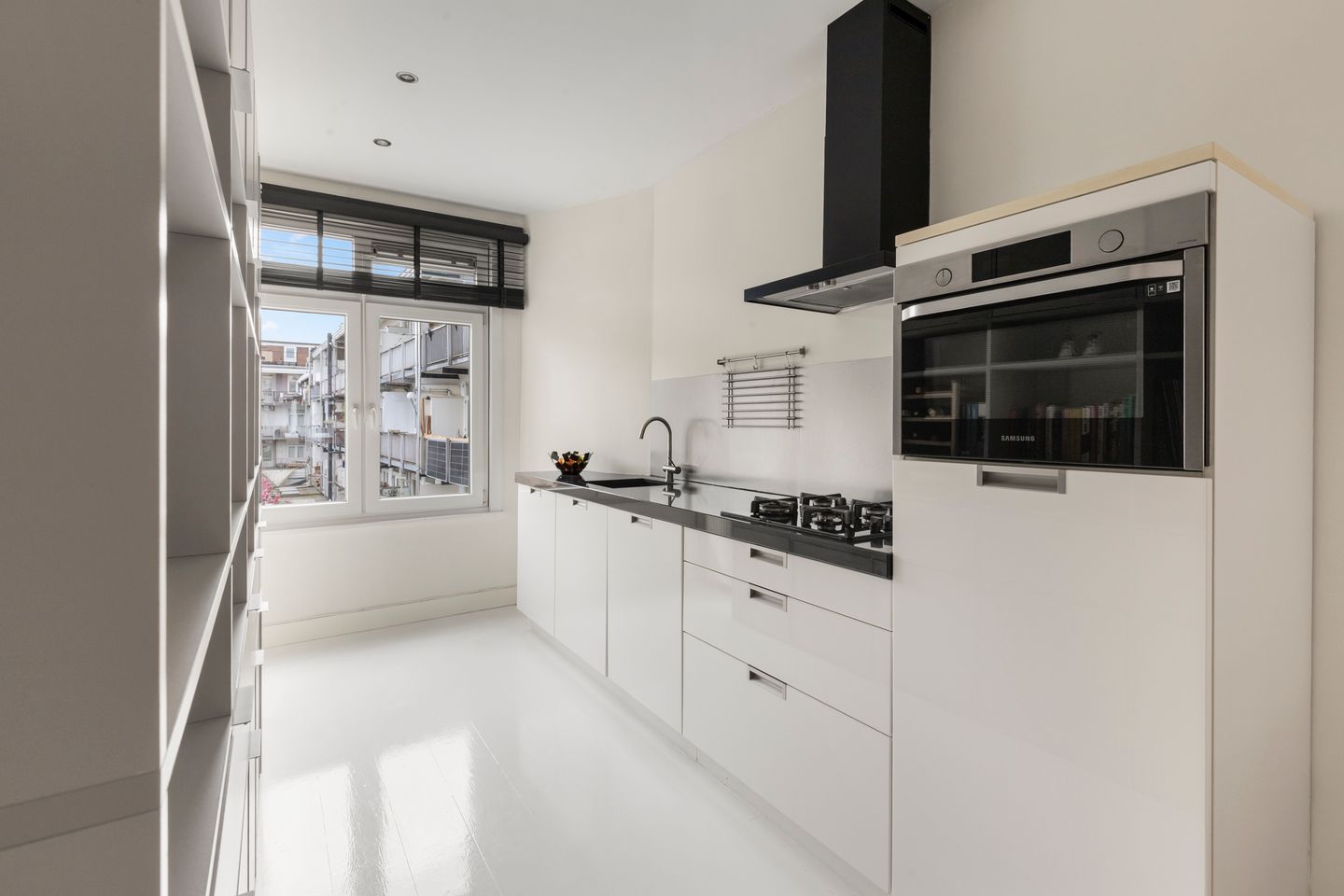 Photo 10 of Filips van Almondestraat 27-2