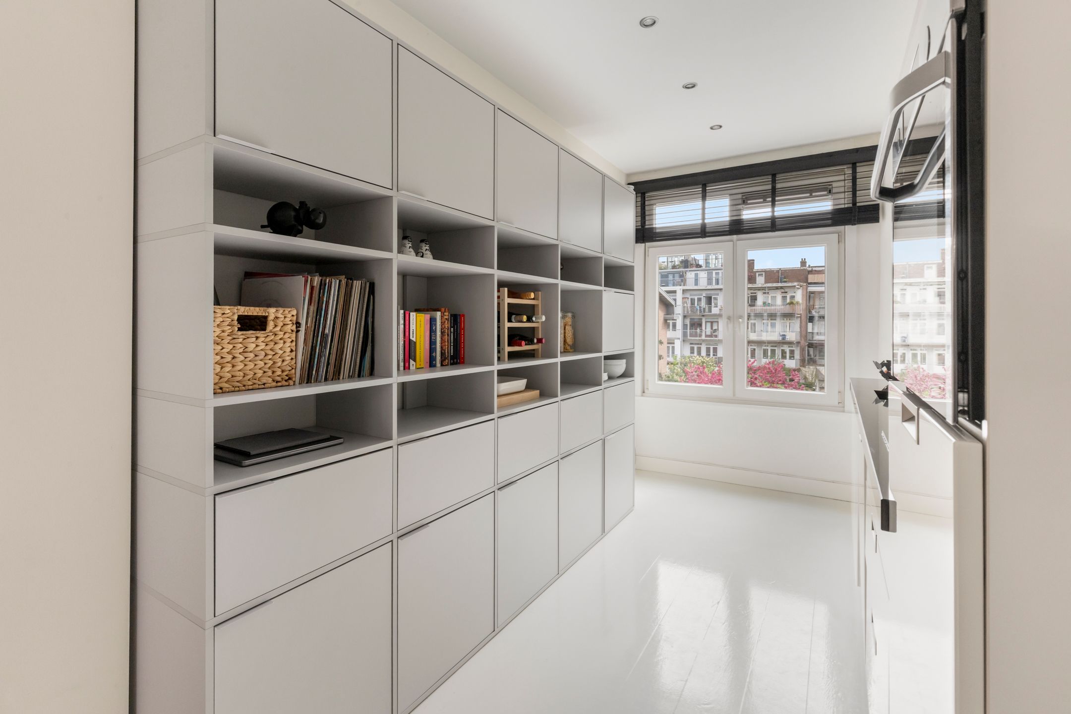 Photo 12 of Filips van Almondestraat 27-2
