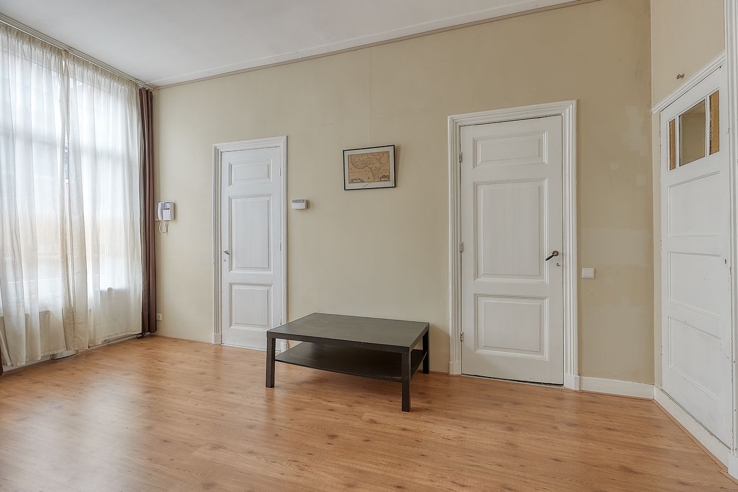 Spacious Double Upper Apartment with Balcony in Zeeheldenkwartier — 19
