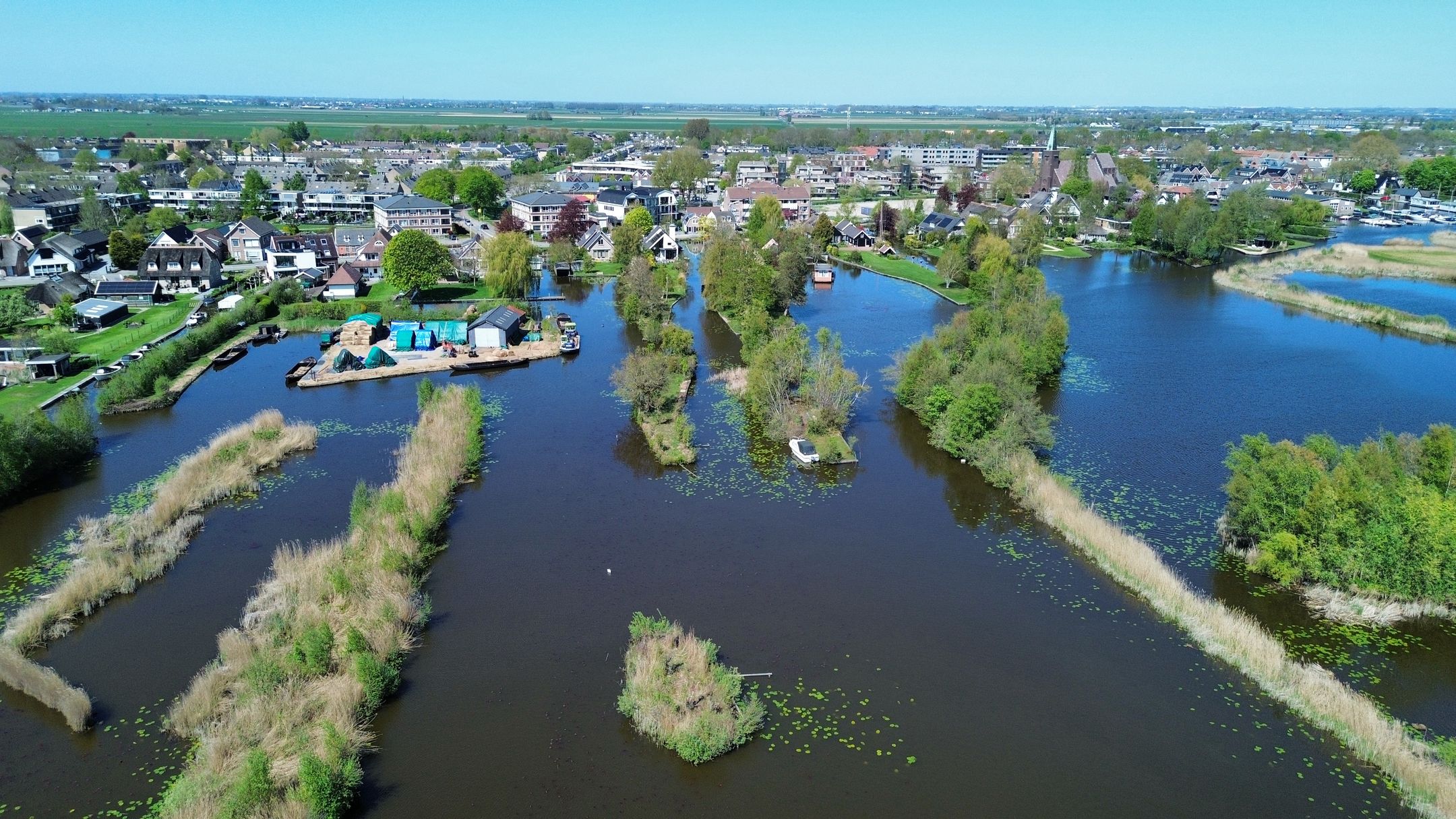 Eiland Nieuwkoopse plassen  false