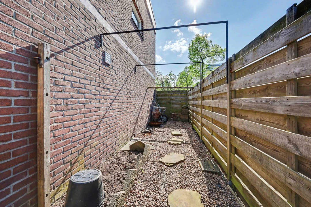 Photo 37 of Dr. de Visserstraat 40