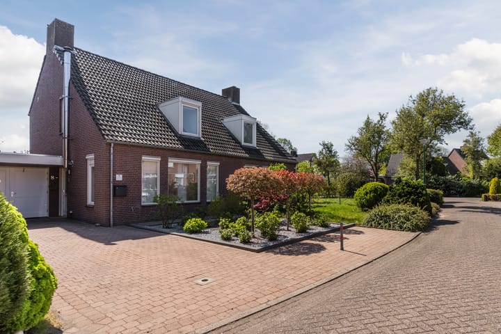Foto 4 van Verhoevenstraat 8
