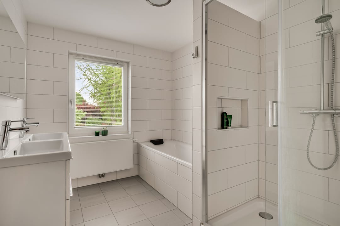 Characteristic detached house with garage in sought-after Scharn, Maastricht — 26