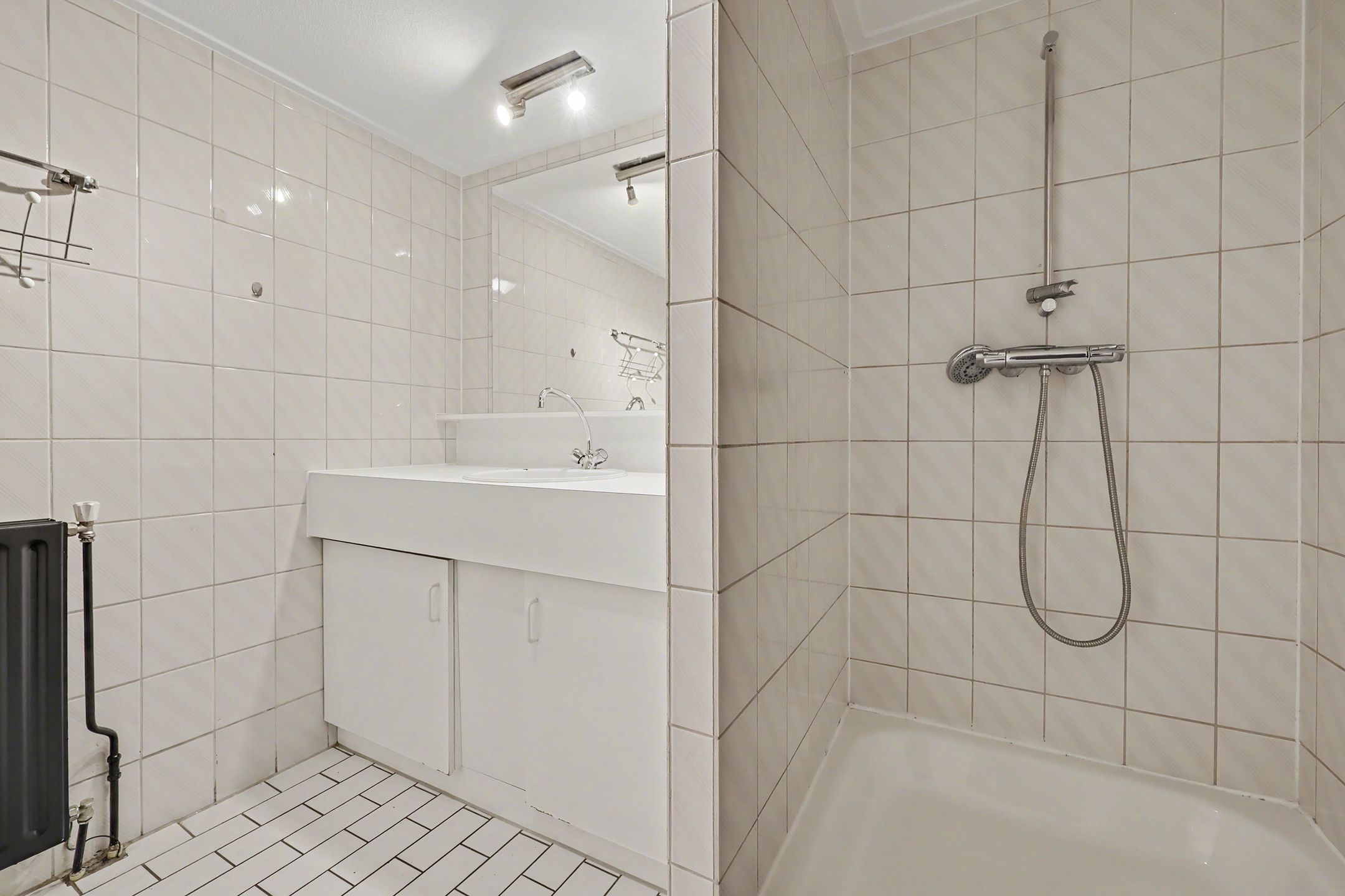 Photo 12 of Heulstraat 60