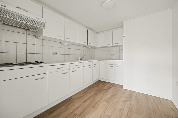 Photo 4 of Heulstraat 60