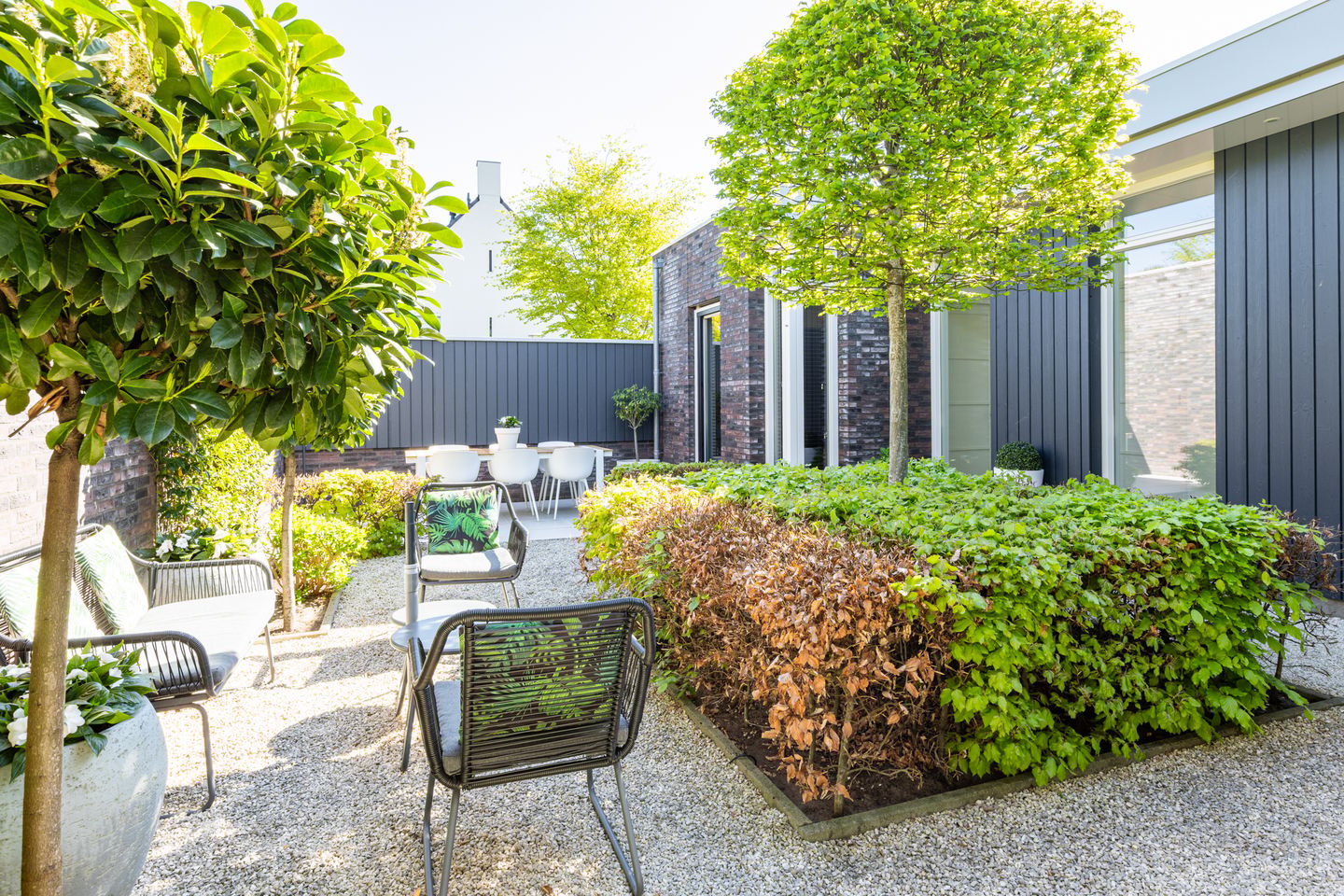 Luxurious Ground-Floor Bungalow with Heated Garage and Patio Garden — 40