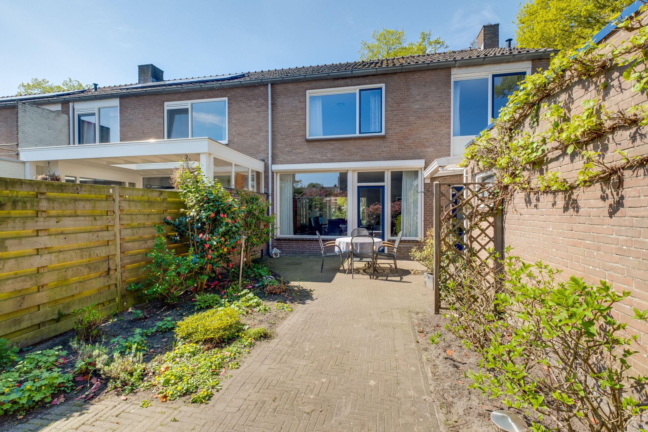 Foto 42 van Graaf Hendriklaan 1