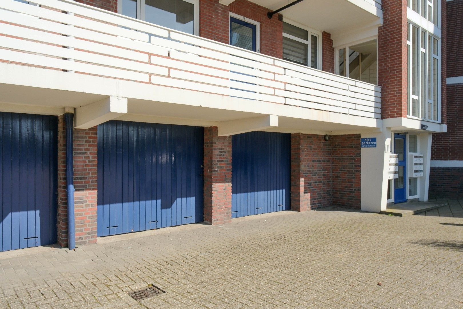 Photo 30 of Maasstraat 98