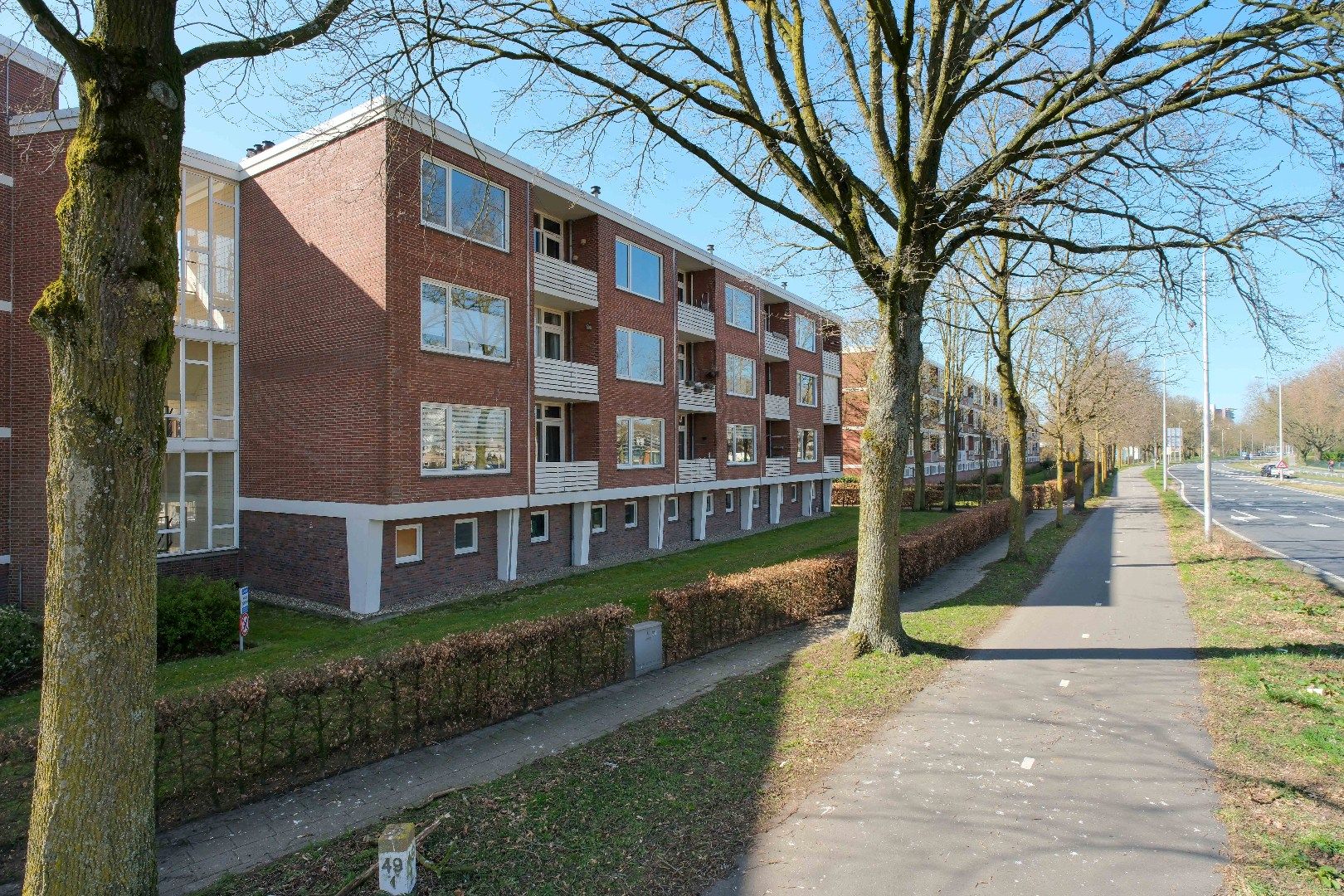 Photo 33 of Maasstraat 98
