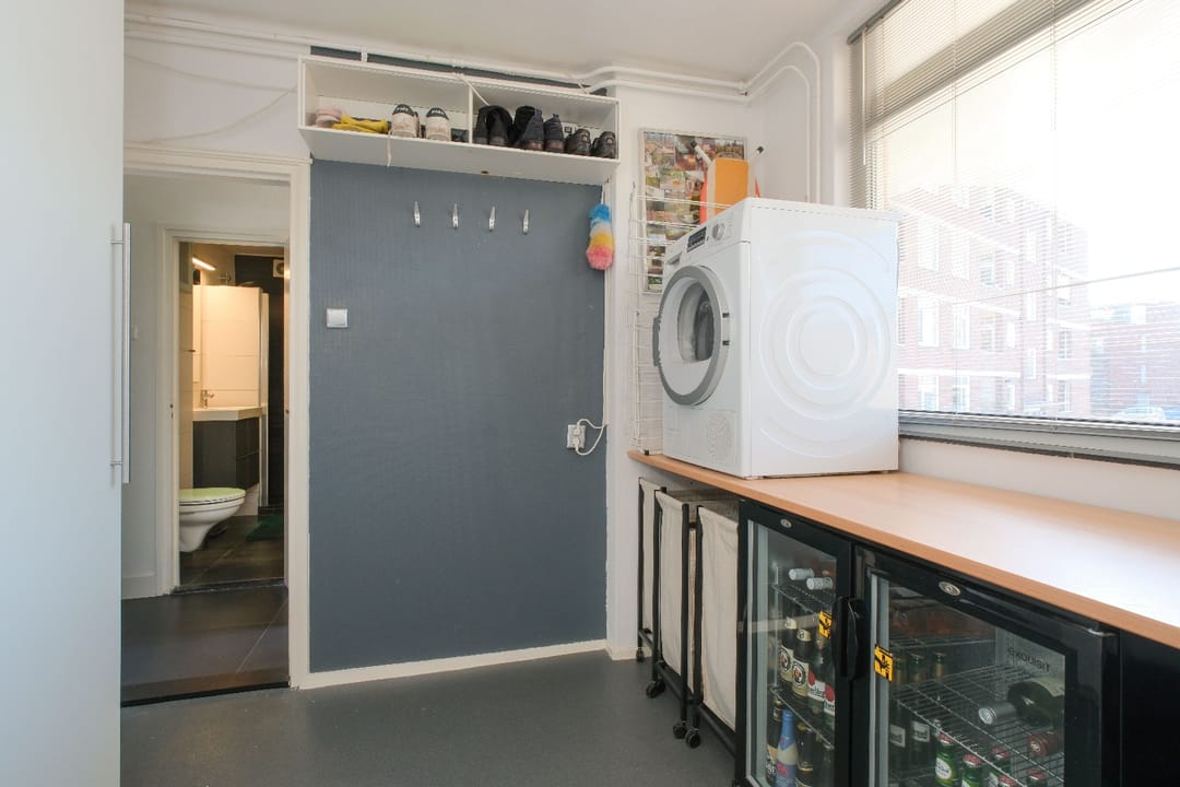 Photo 17 of Maasstraat 98