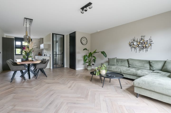 Photo 2 of Aartje Simonstraat 16