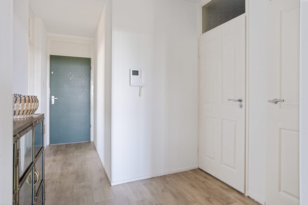 Photo 23 of Johannes Poststraat 458