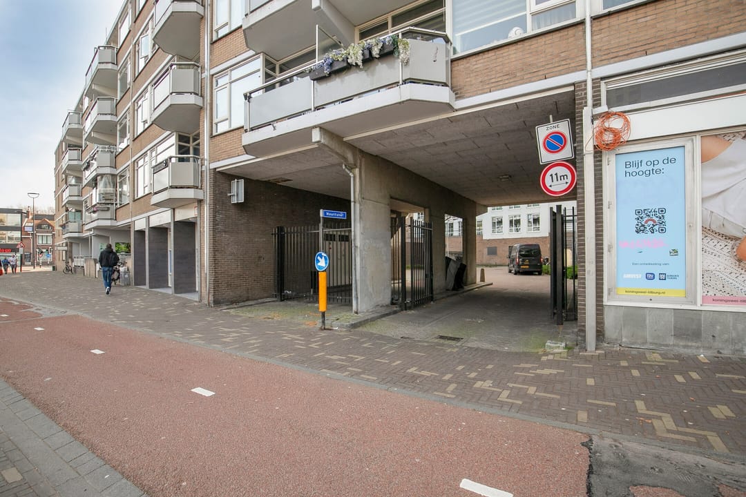 Foto 47 van Piusplein 25-04