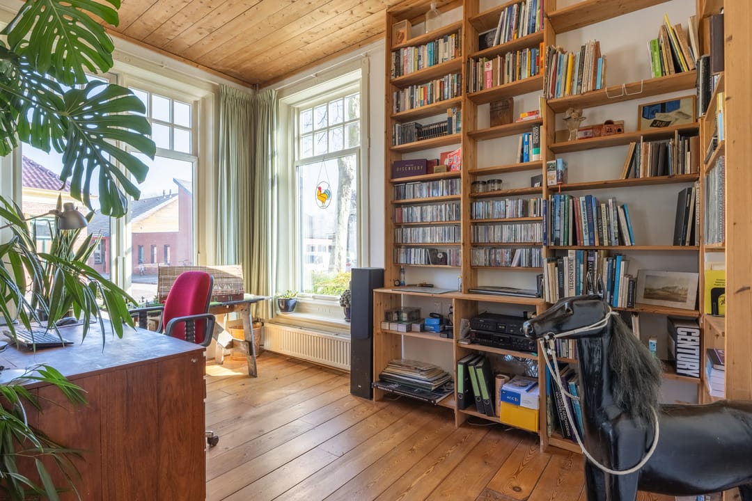 Photo 11 of Heerestraat 23