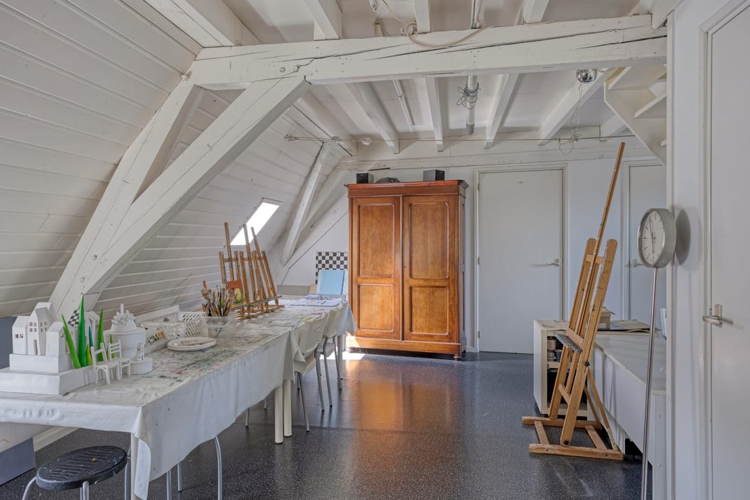 Monumental Townhouse with City Garden and Garage in Historic Doesburg Center — 46