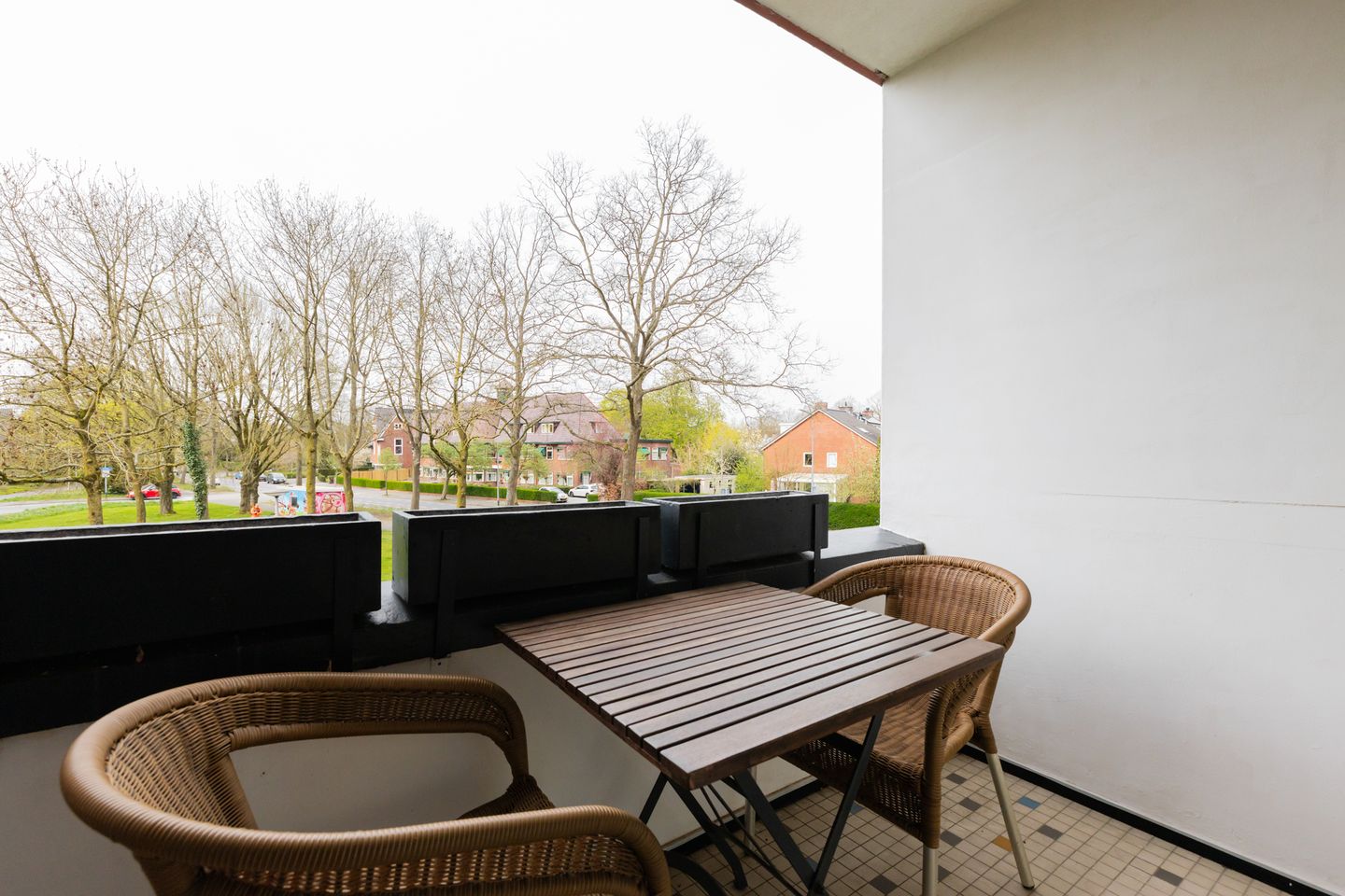 Spacious and bright 3-room apartment in popular Villabuurt, Groningen — 25