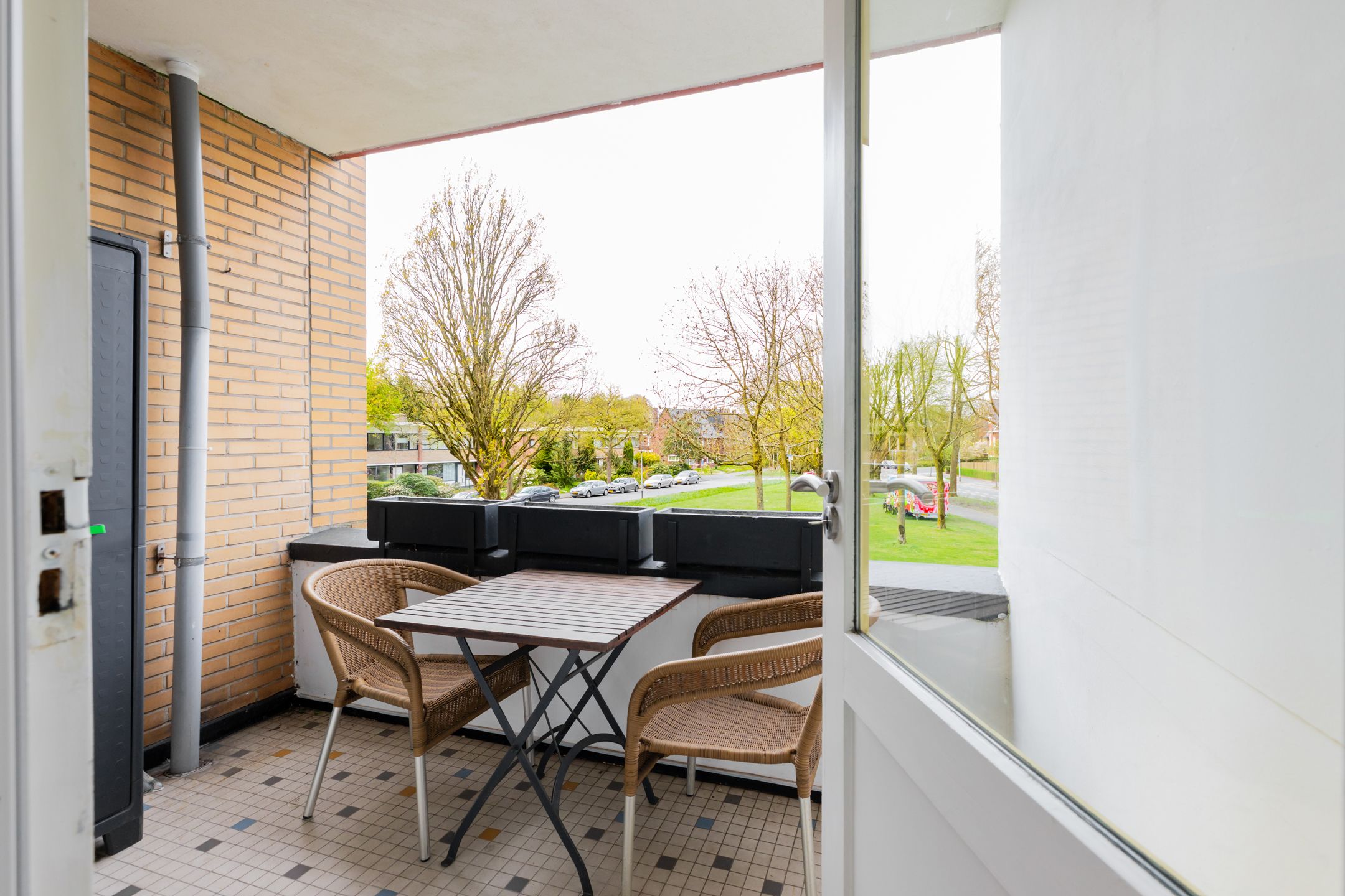 Spacious and bright 3-room apartment in popular Villabuurt, Groningen — 24