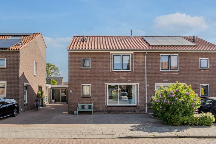 Burg.van Sandickstraat 44