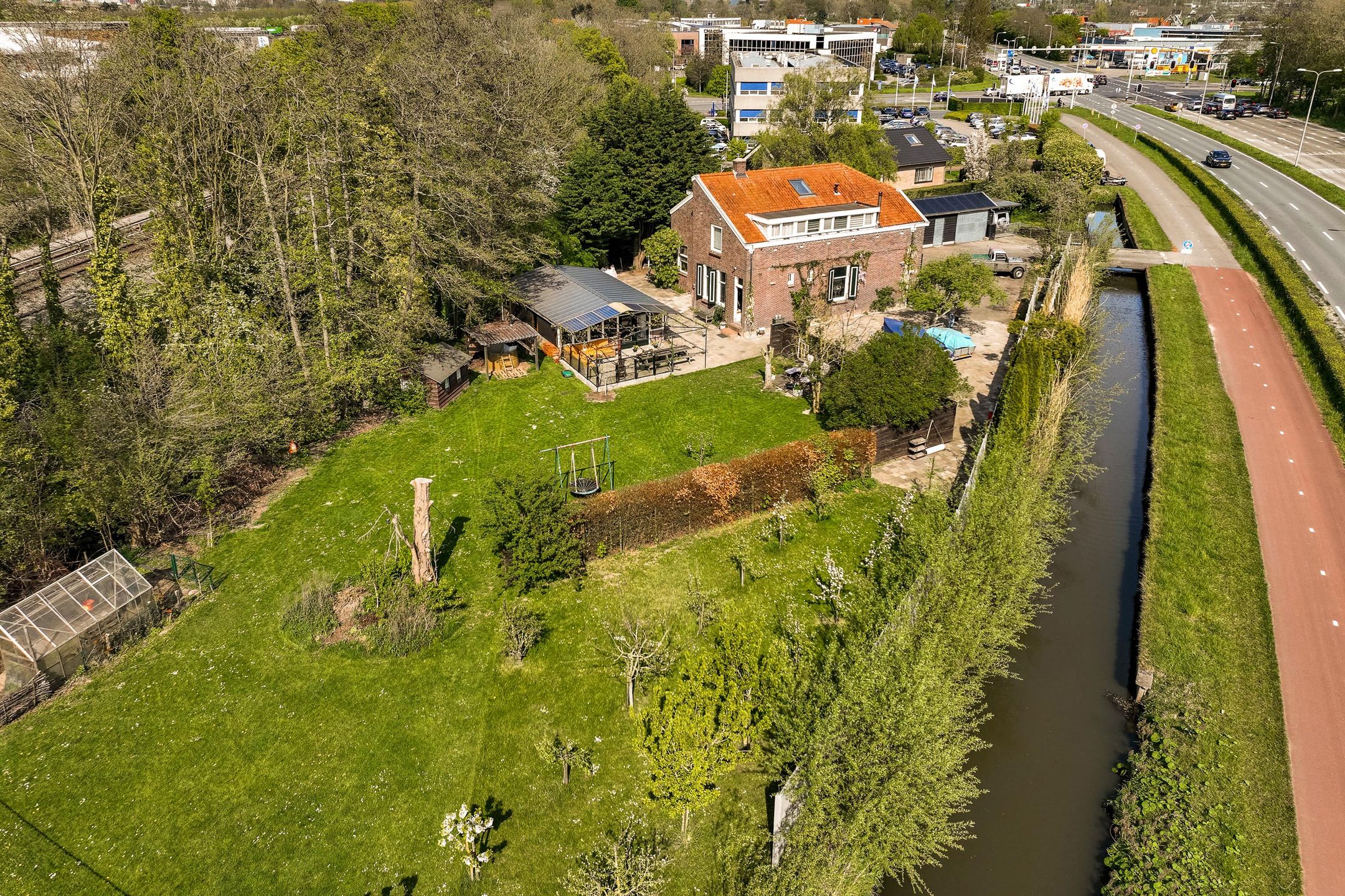 Foto 48 van Groene Kruisweg 475