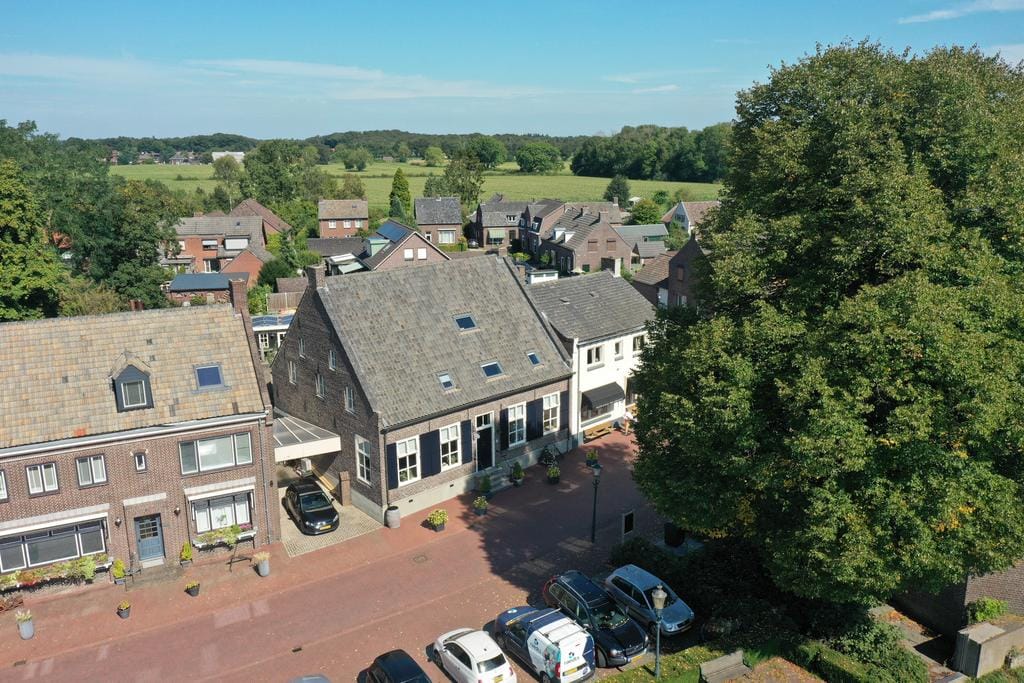 Photo 9 of Grotestraat 36