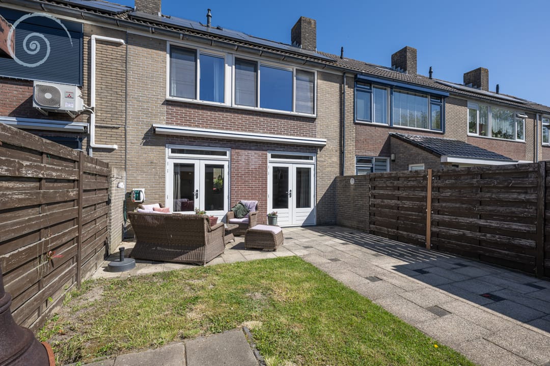 Completely Renovated Terraced House with 4 Bedrooms and Energy Label A — 32
