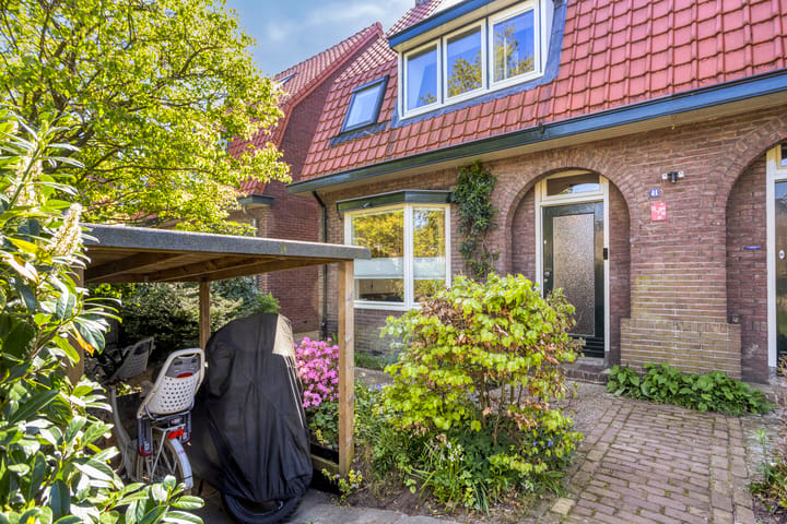 Photo 2 of Van Campenstraat 41