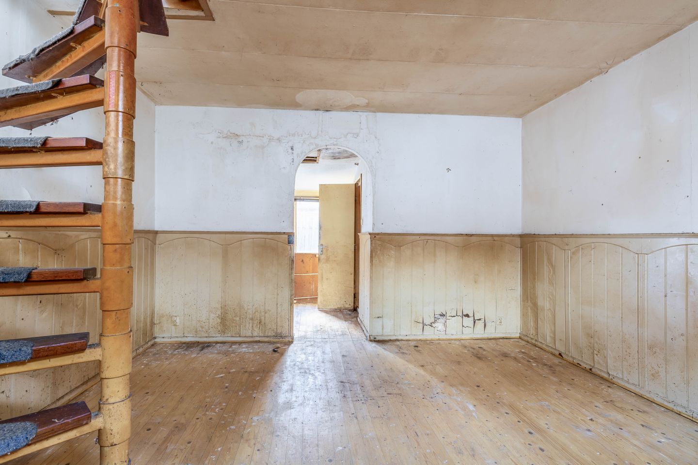 Photo 10 of Zalmstraat 32