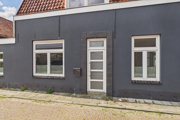 Photo 2 of Poststraat 4