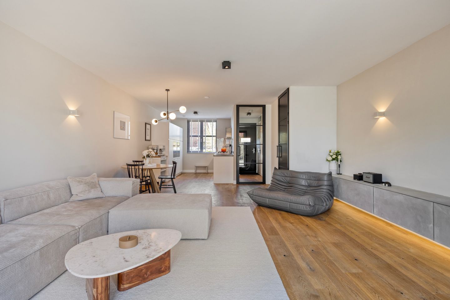 Photo 19 of Lucas Sinckstraat 9
