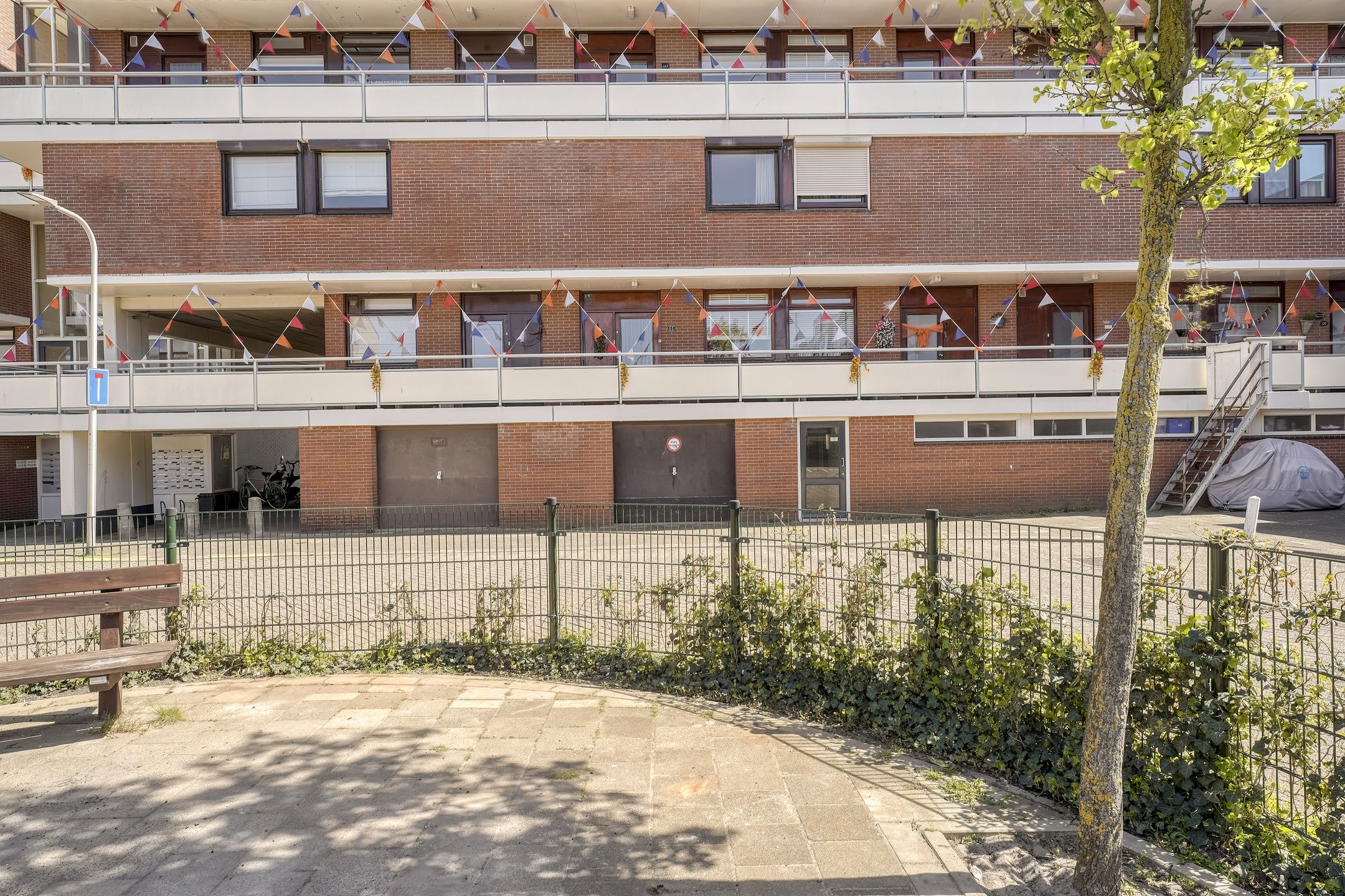 Photo 33 of Willy Sluiterstraat 85