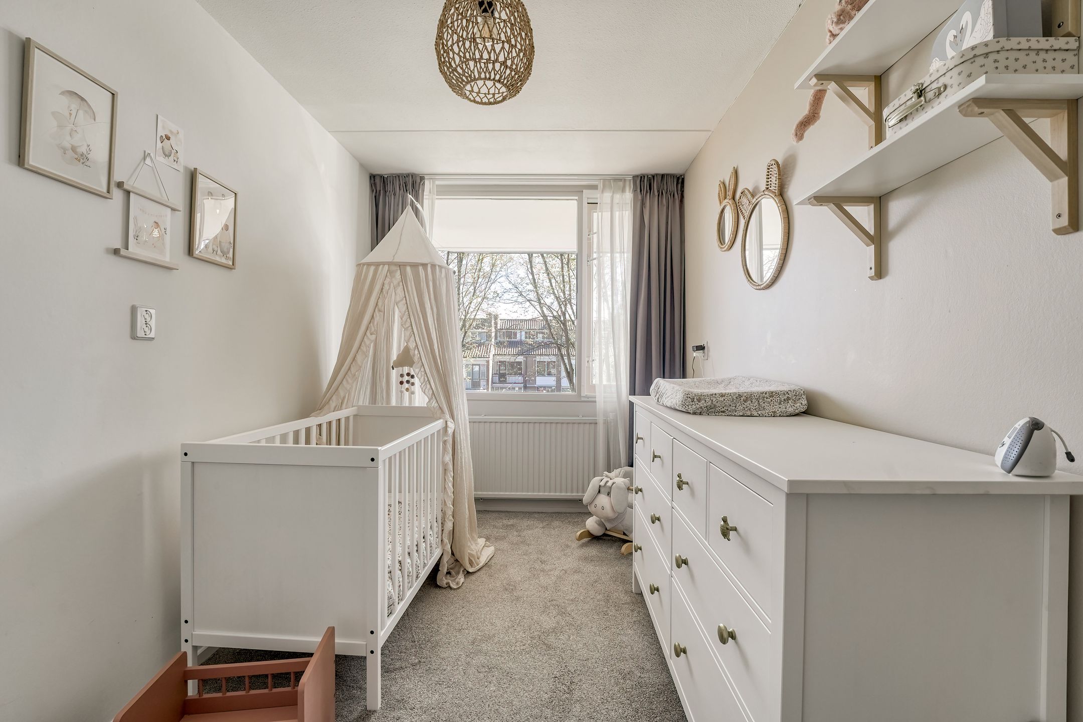 Photo 21 of Willy Sluiterstraat 85