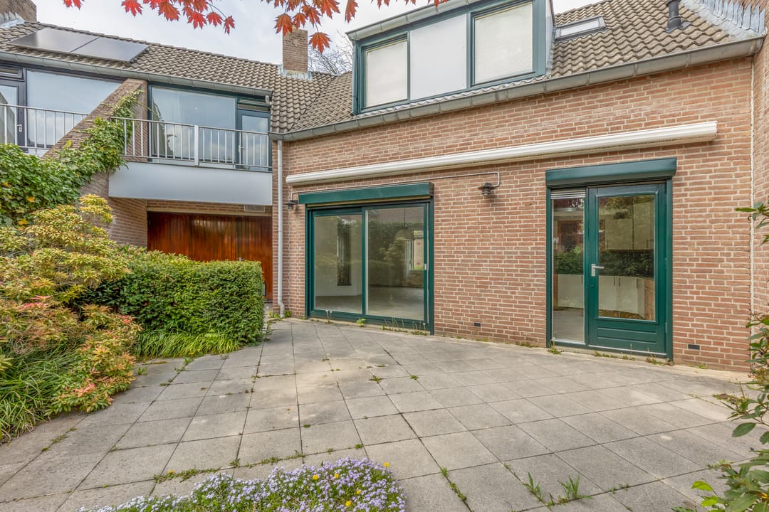 Spacious Family Home in Child-Friendly Daalhof — 28