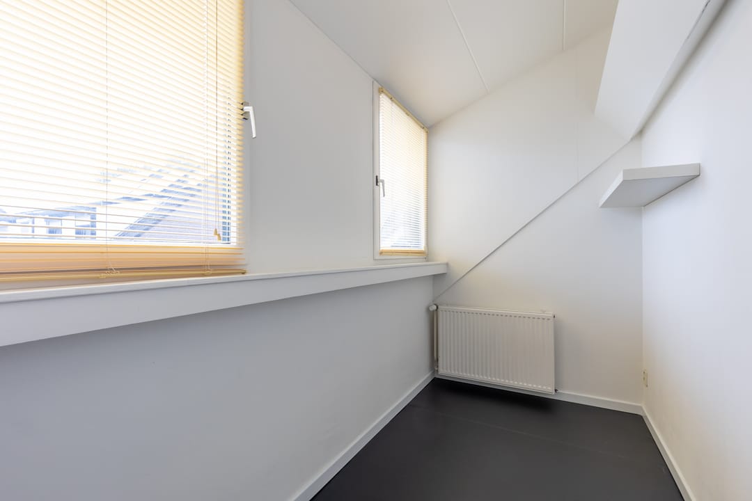Spacious Family Home in Child-Friendly Daalhof — 23