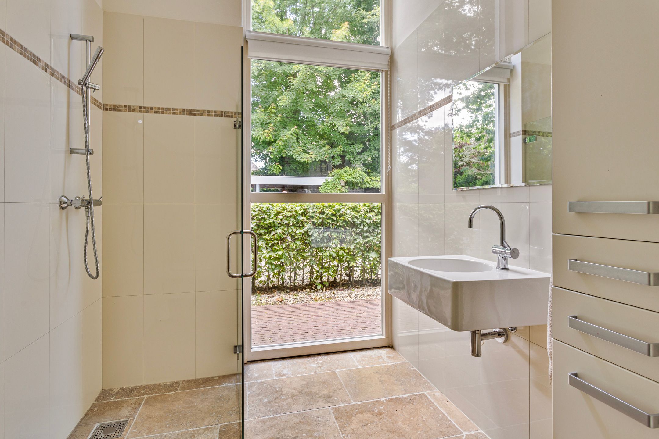 Photo 24 of Molenstraat 114