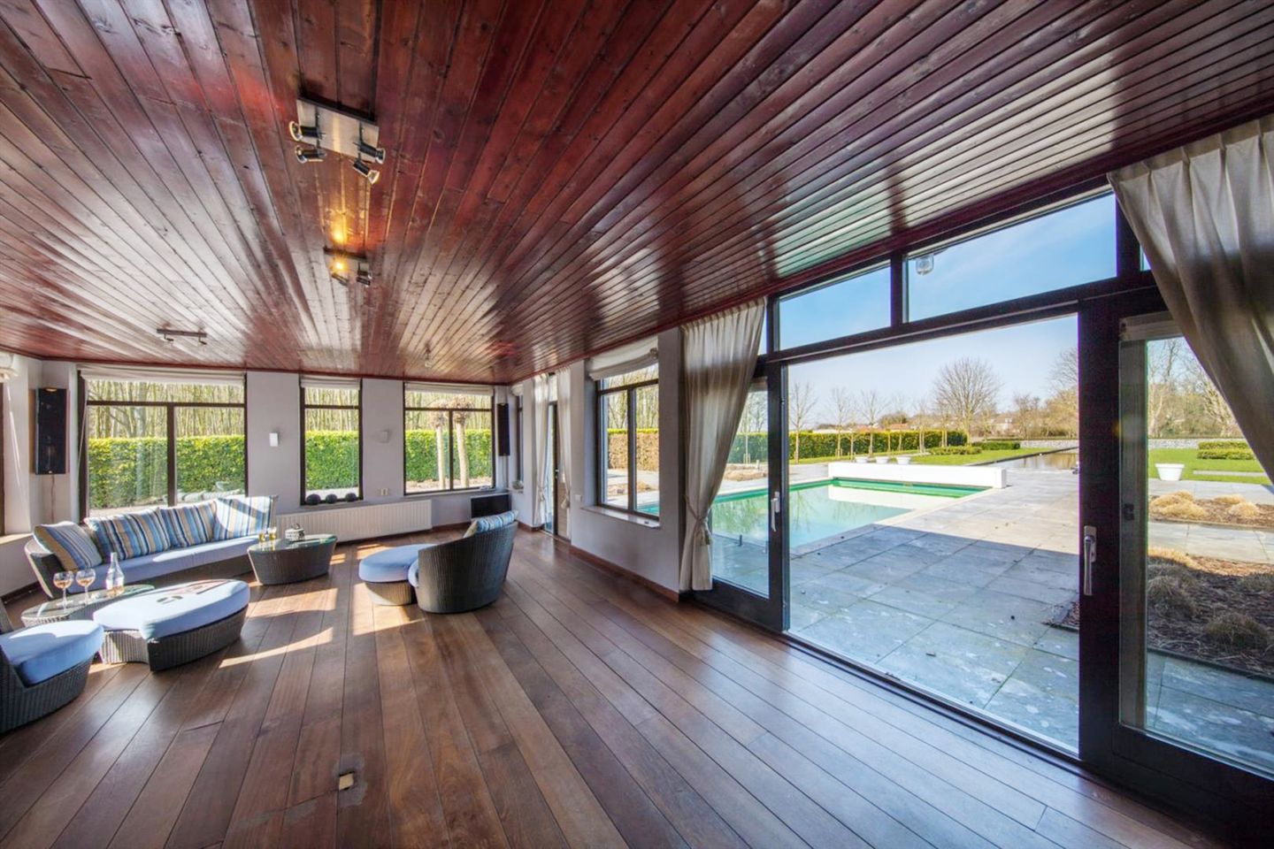Exclusive Villa with Pool at the Edge of Standdaarbuiten Forest — 29