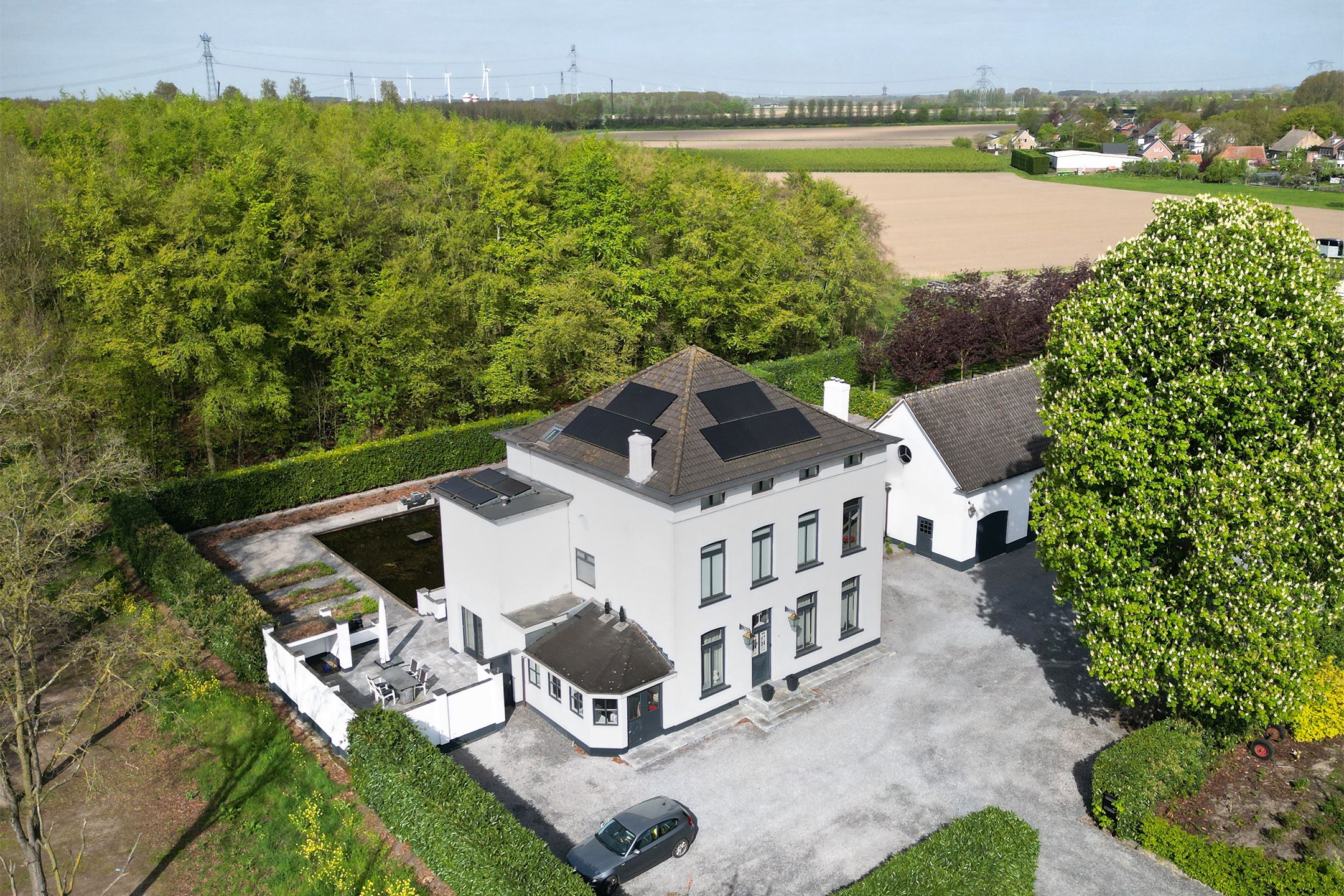 Exclusive Villa with Pool at the Edge of Standdaarbuiten Forest — 123