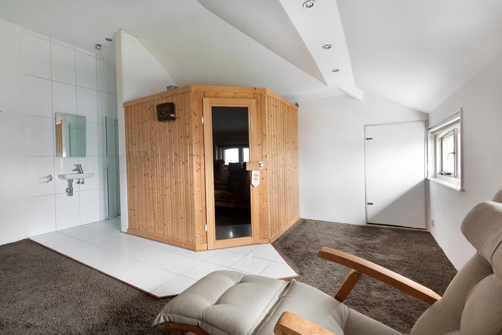 Exclusive Villa with Pool at the Edge of Standdaarbuiten Forest — 72