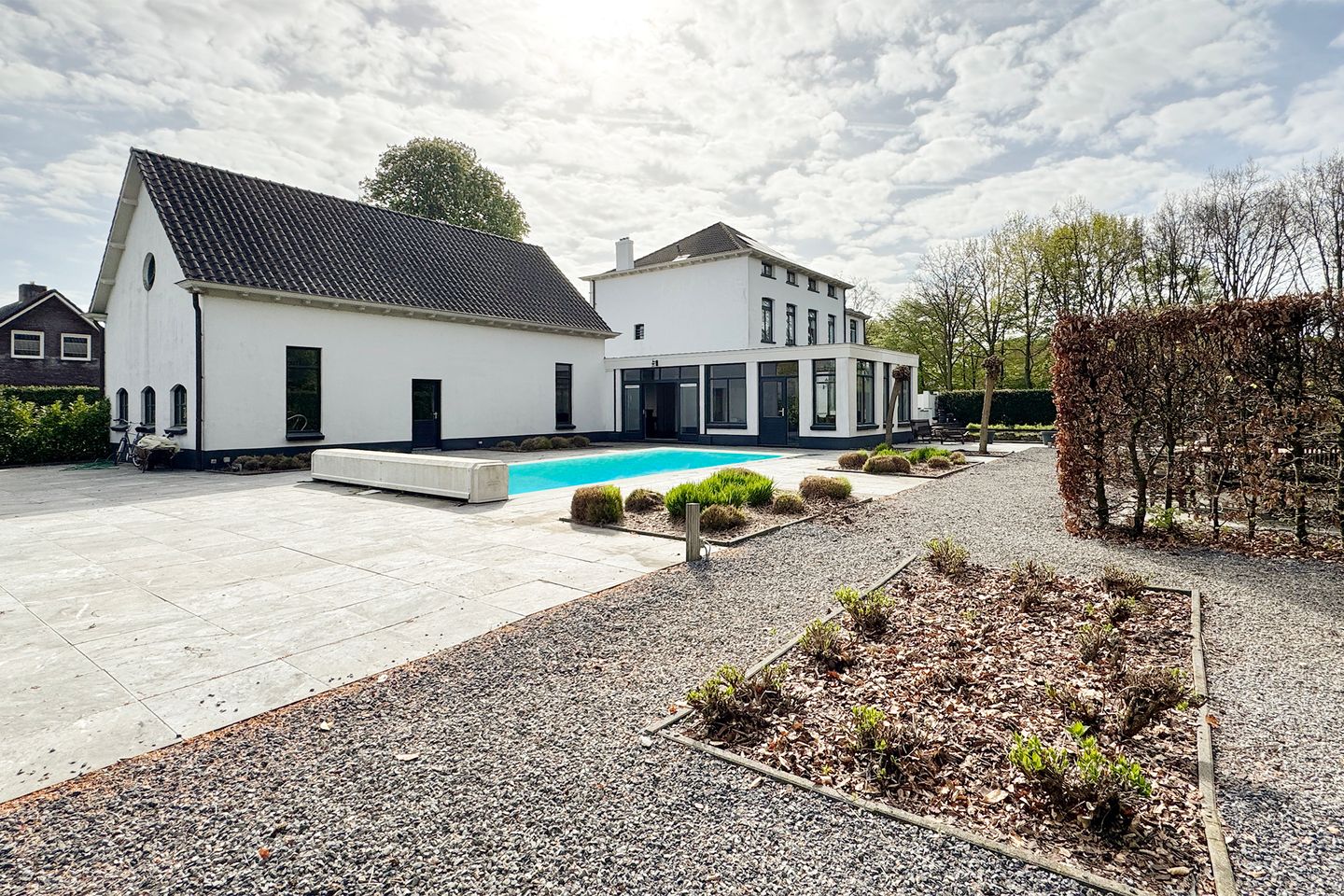 Exclusive Villa with Pool at the Edge of Standdaarbuiten Forest — 94