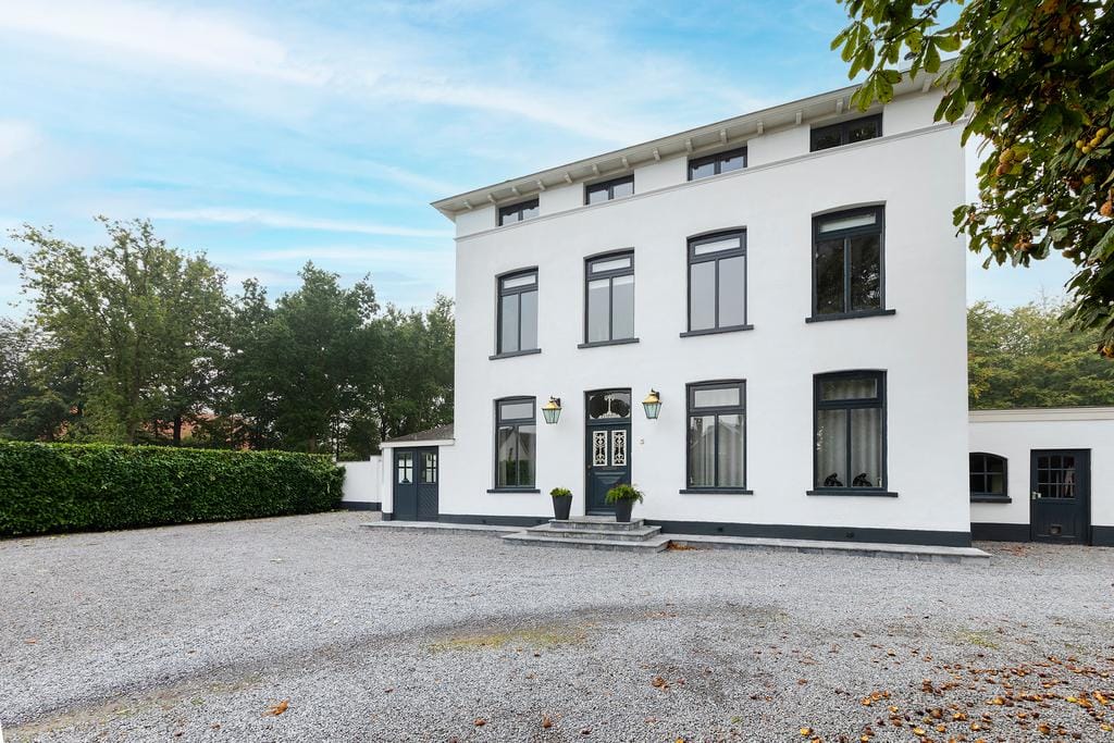 Exclusive Villa with Pool at the Edge of Standdaarbuiten Forest — 116