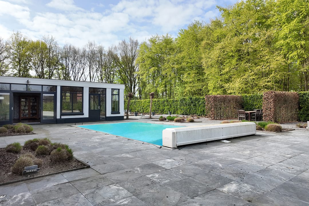 Exclusive Villa with Pool at the Edge of Standdaarbuiten Forest — 101