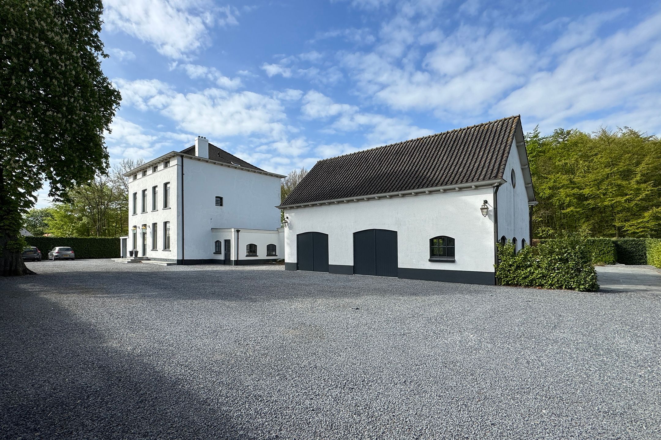 Exclusive Villa with Pool at the Edge of Standdaarbuiten Forest — 111