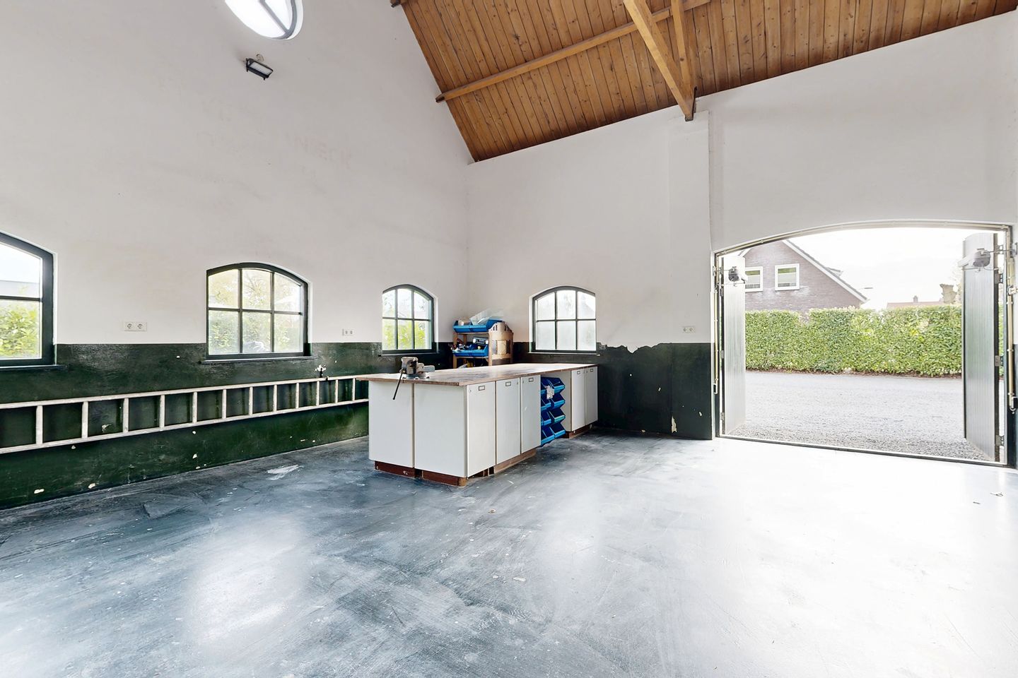 Exclusive Villa with Pool at the Edge of Standdaarbuiten Forest — 109