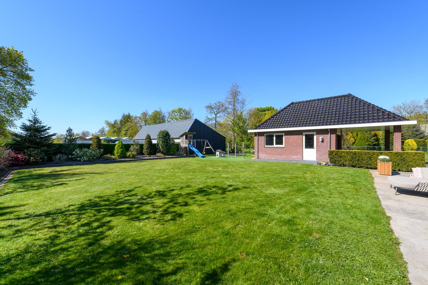 Foto 44 van West 60