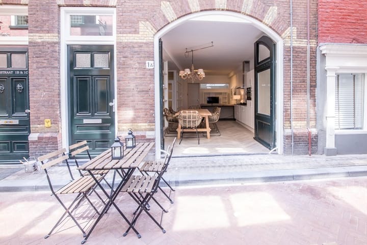 Photo 2 of Jagerstraat 1-A