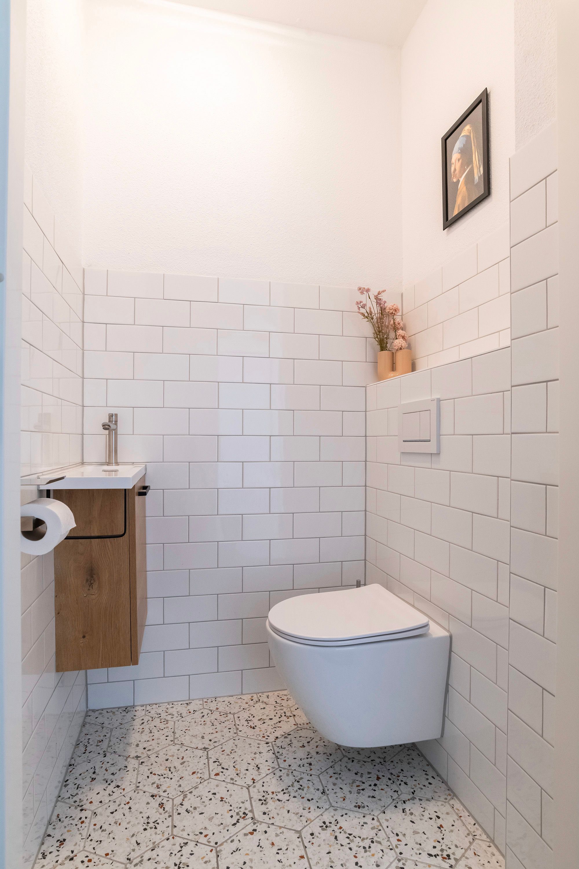 Modern 4-Room Apartment with Renovated Kitchen and Bathroom in Feijenoord — 15