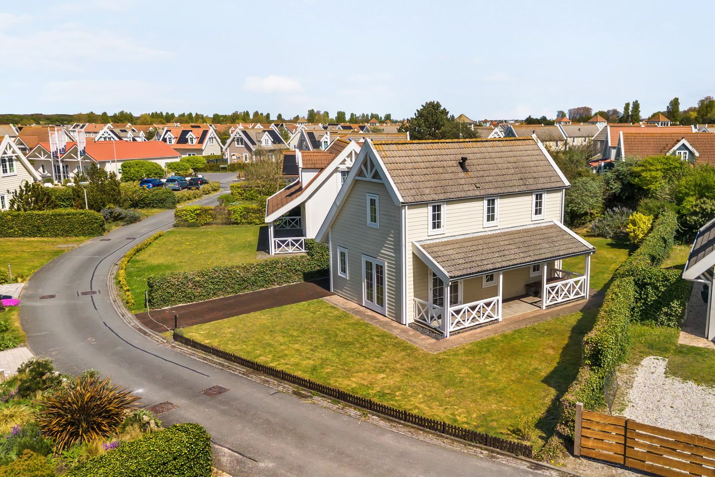 Foto 4 van De Heeren van 's-Gravensande 171